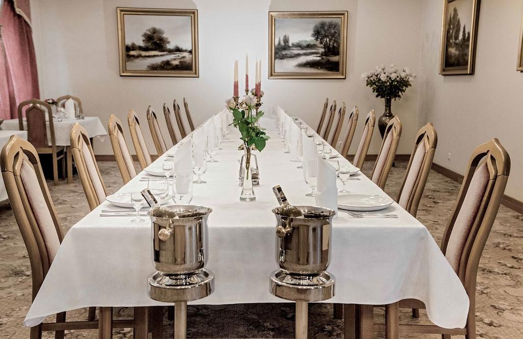 Palazzo Adler Bed & Breakfast Swarzedz Luaran gambar